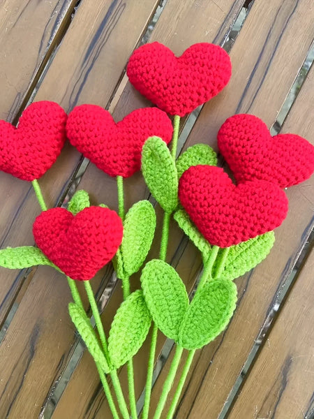 Handmade crochet heart-shaped bouquets are perfect as gifts for Valentine's Day and graduation ceremonies home decor